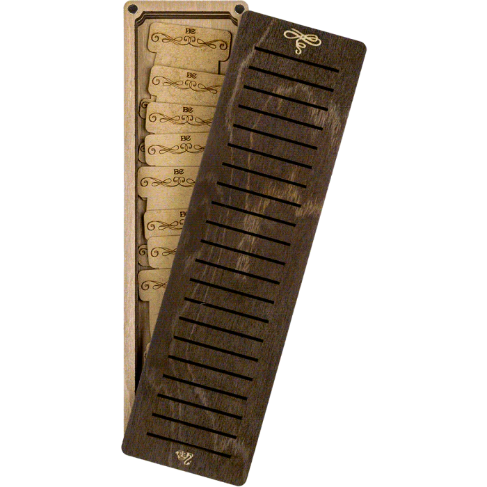 Box for handicraft + 23 bobbins