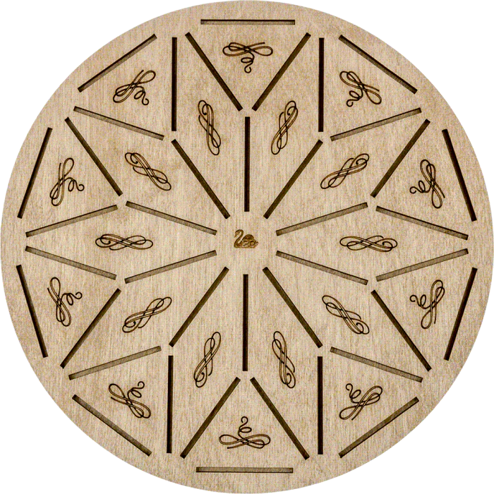 Box for handicraft + 17 bobbins